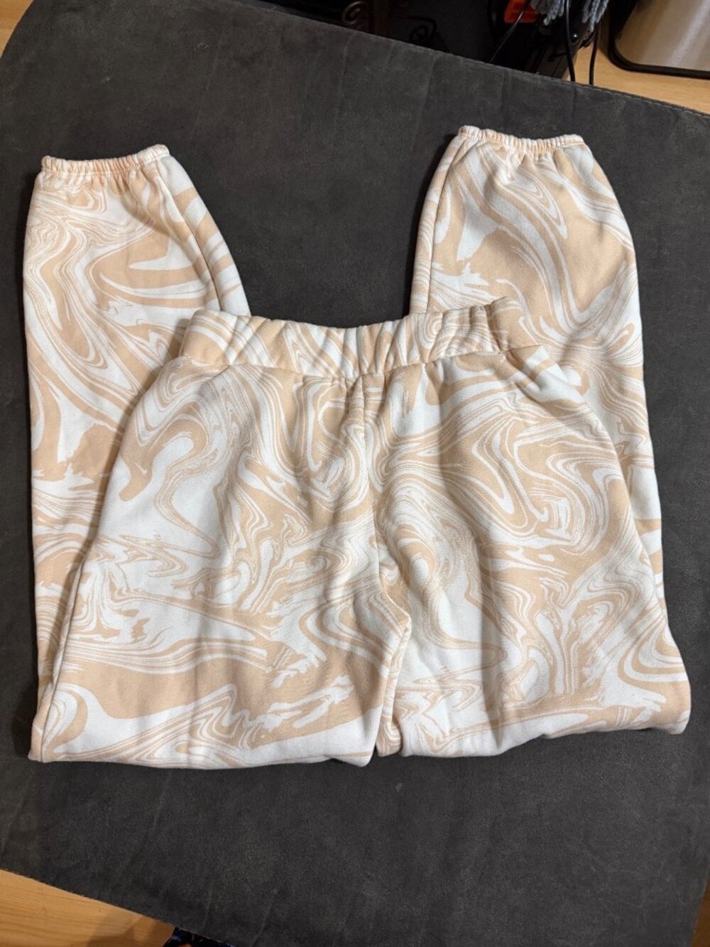 Juicy Couture Womens Beige & White Marble Print Joggers Size S Elastic Waist Fle
